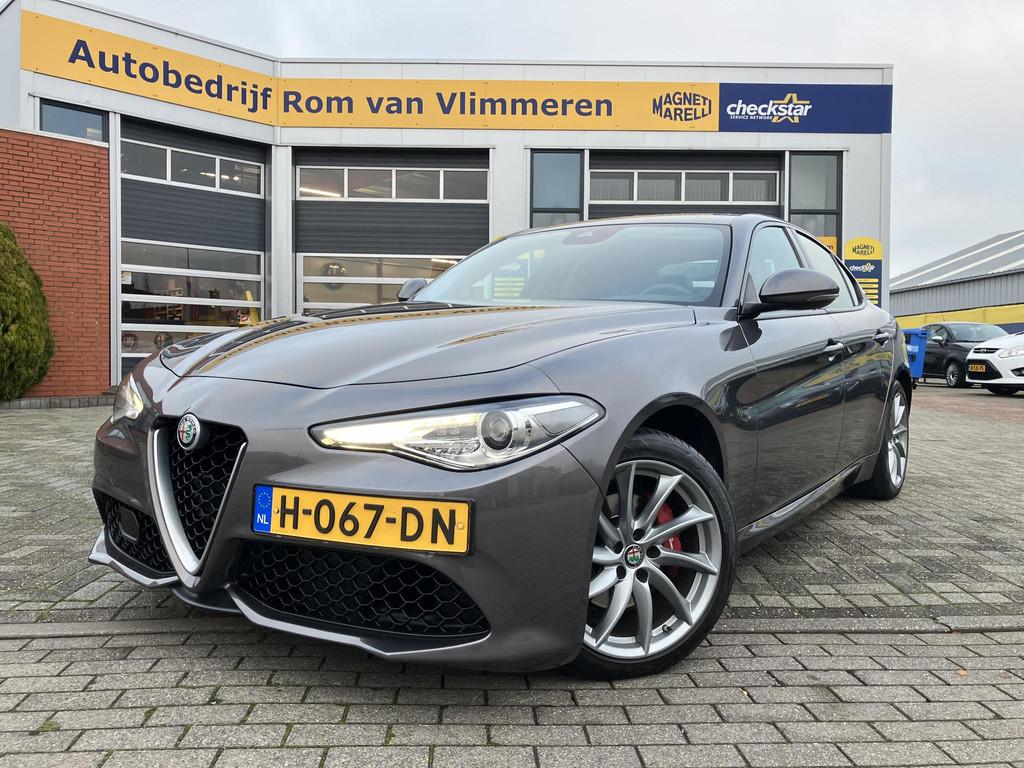 Alfa Romeo Giulia 2.0T Super | BTW Auto interessant voor ond, Auto's, Automaat, 745 kg, Achterwielaandrijving, Euro 6