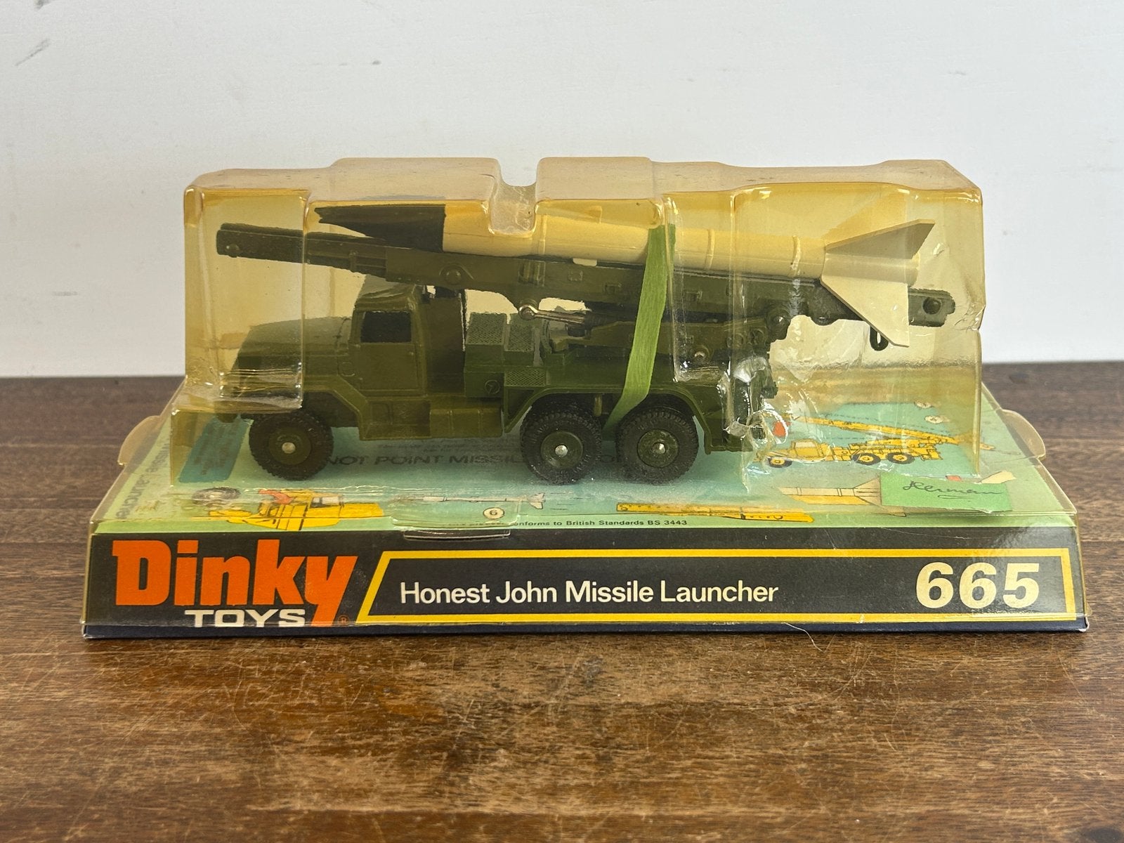Dinky Toys 665 Honest John Missile Launcher, Ophalen of Verzenden, Zo goed als nieuw, Auto, Dinky Toys