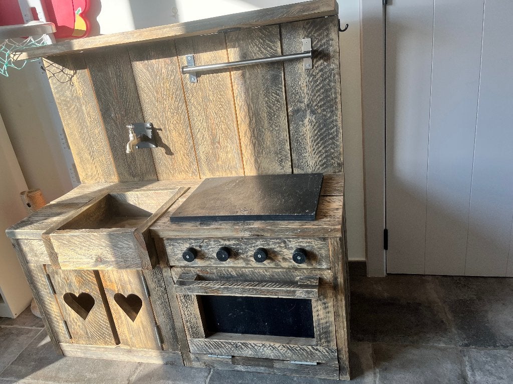Stijgerhout kinder keukentje, Ophalen, Gebruikt, Hout, Speelkeuken