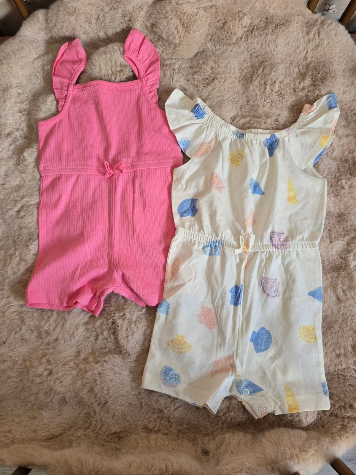 2x Jumpsuit Onesie Playsuit Maat 86 roze schelpen, Ophalen of Verzenden, Gebruikt, Primark, Meisje