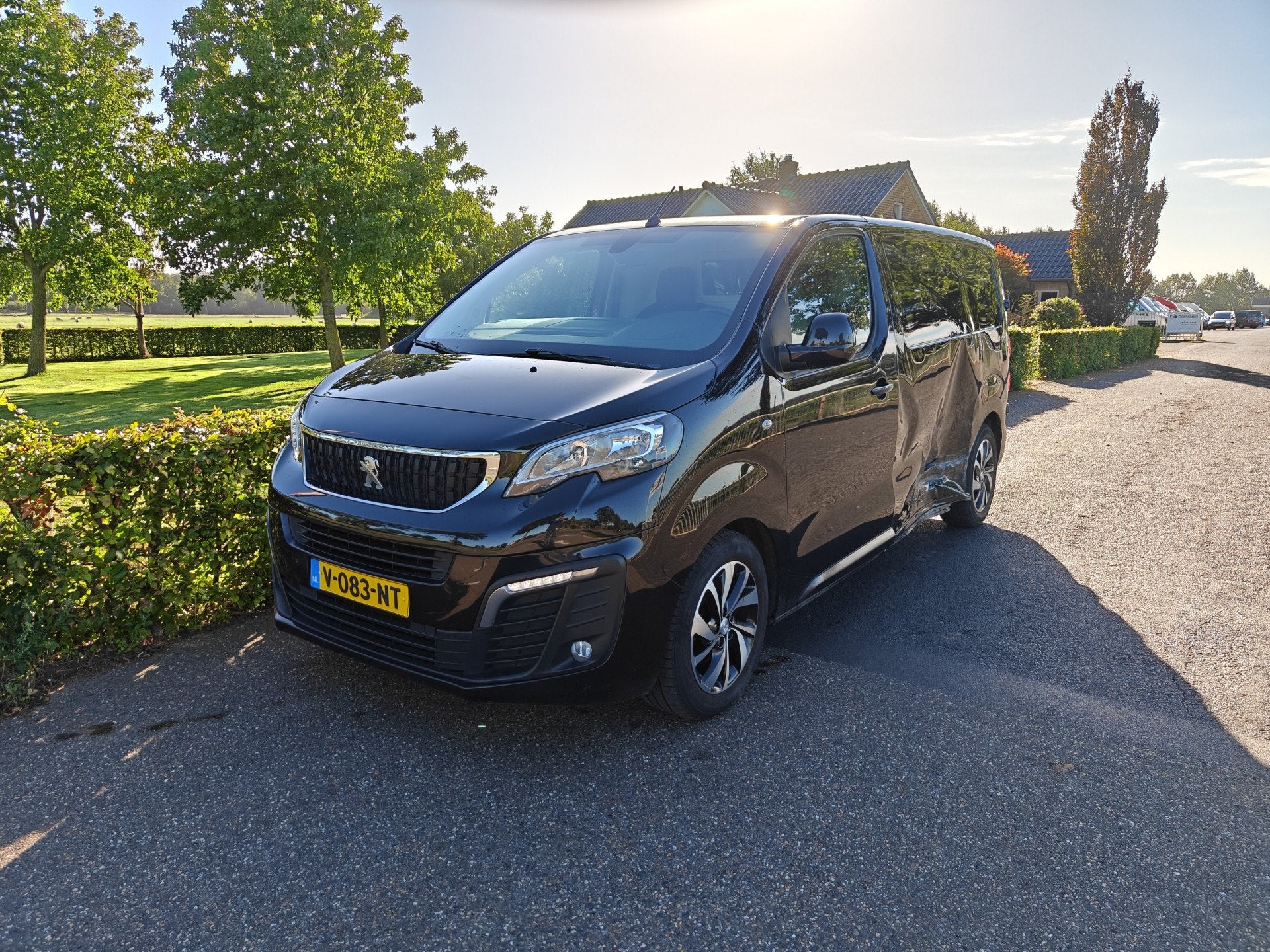 Peugeot Expert 227S 2.0 BlueHDI 180 Premium Pack AIRCO/NAVI/, Auto diversen, Automaat, Wijheseweg 65
8107PJ  BROEKLAND OV, NL