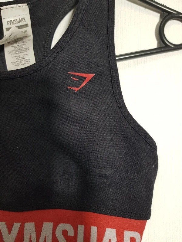 Gymshark sport bh / sport top – Zwart met rood – Maat S, Fashiontiek, Zwart, Ophalen of Verzenden, Nederland
