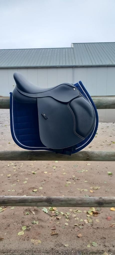Springzadel wintec 16,5, Ophalen, Zo goed als nieuw, Springen