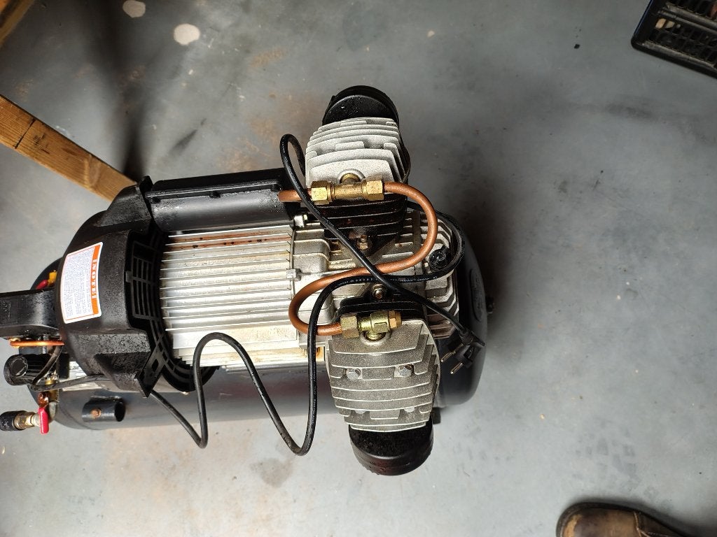 Compressor, 25 tot 100 liter, Ophalen of Verzenden, Gebruikt, Minder dan 200 liter/min