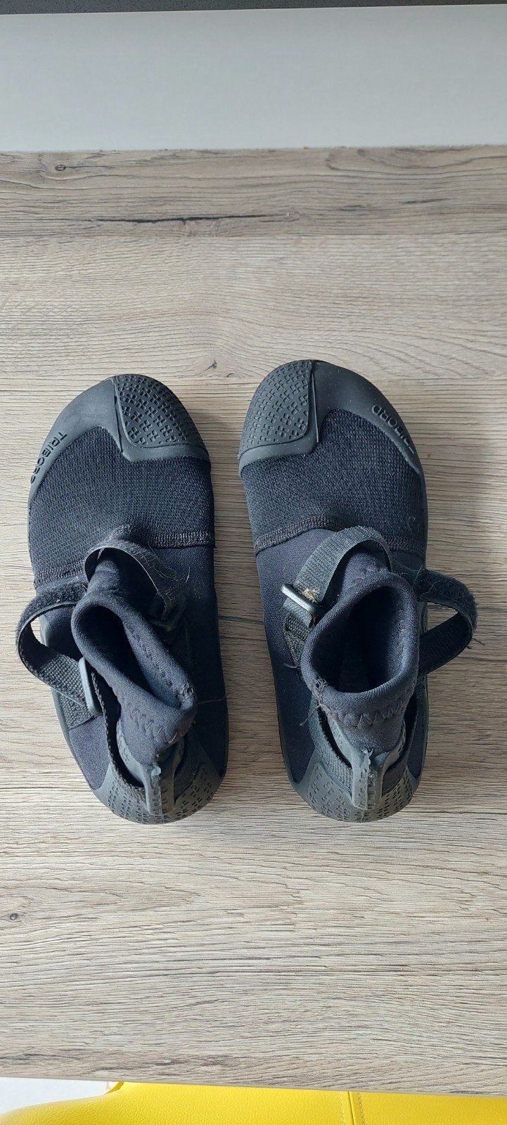 Tribord Zeil- of Surfschoenen - Maat 35/36, Ophalen of Verzenden, Gebruikt, Kind, Zeil- of Surfschoenen