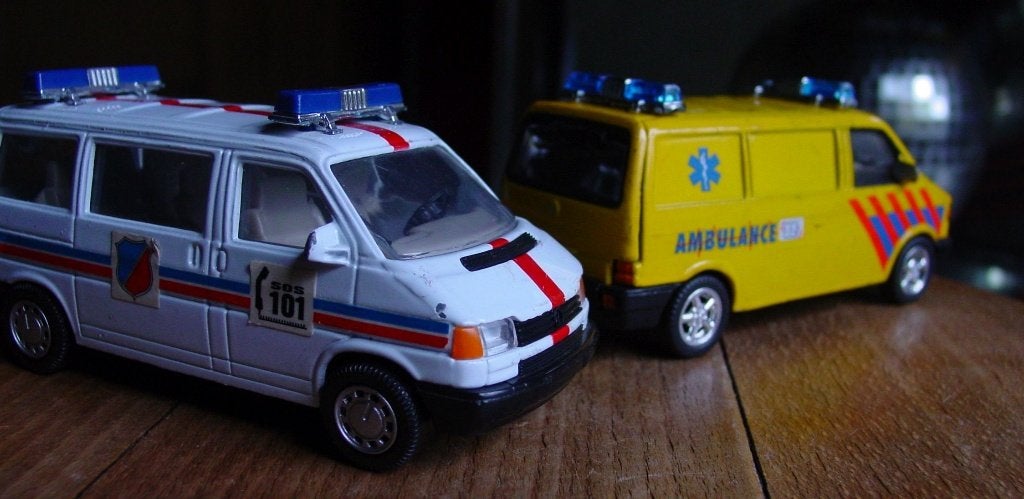 2 X VW BUS -METAAL-, Ophalen of Verzenden, Gebruiksvoorwerp
