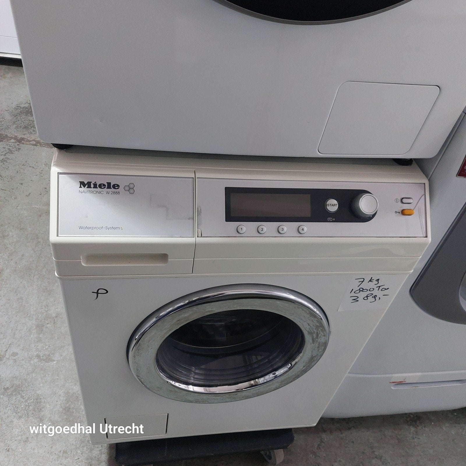 Miele  1800 toeren wasmachine, Huis en Inrichting, Keuken | Keukenbenodigdheden, Ophalen of Verzenden