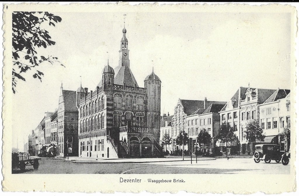 Deventer, Brink, Waaggebouw, oldtimer, Ophalen of Verzenden, 1940 tot 1960, Gelopen, Overijssel