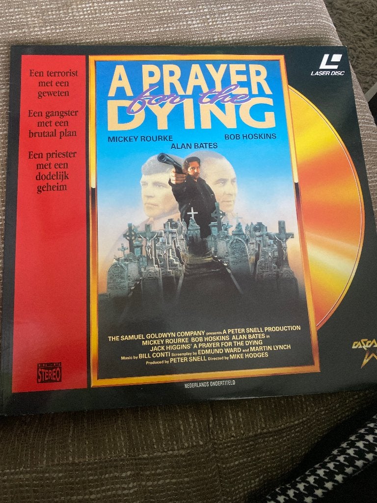 Laser Disc: A Prayer for the Dying (Mickey Rourke), Ophalen of Verzenden, Gebruikt