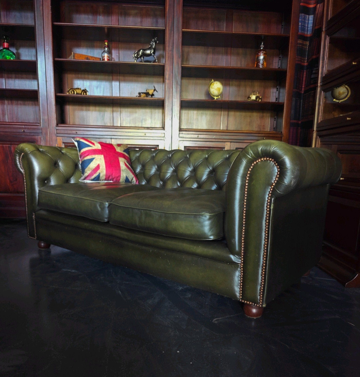 Antiek Groene Chesterfield  2,5 zits Bank, Gebruikt, Bollenmarkt 14c Zwaagdijk Oost, Treasure, 150 tot 200 cm