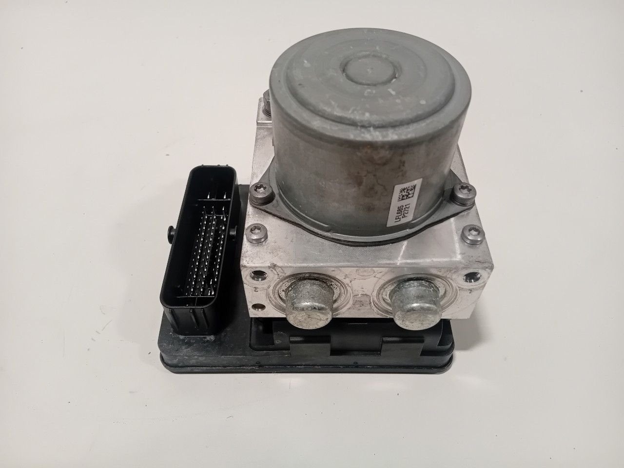 Abs pomp Jeep Renegade, Auto-onderdelen, Jeep, Onderdelen@venauto.nl, Van der Ven Autorecycling B.V., Gebruikt