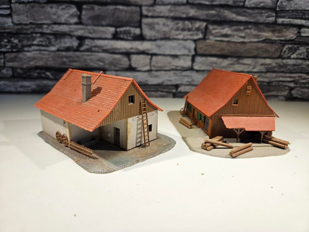 Boerderij met schuur N spoor modeltrein 1:160, Overige merken, Gebruikt, Gelijkstroom of Wisselstroom, Brug, Tunnel of Gebouw