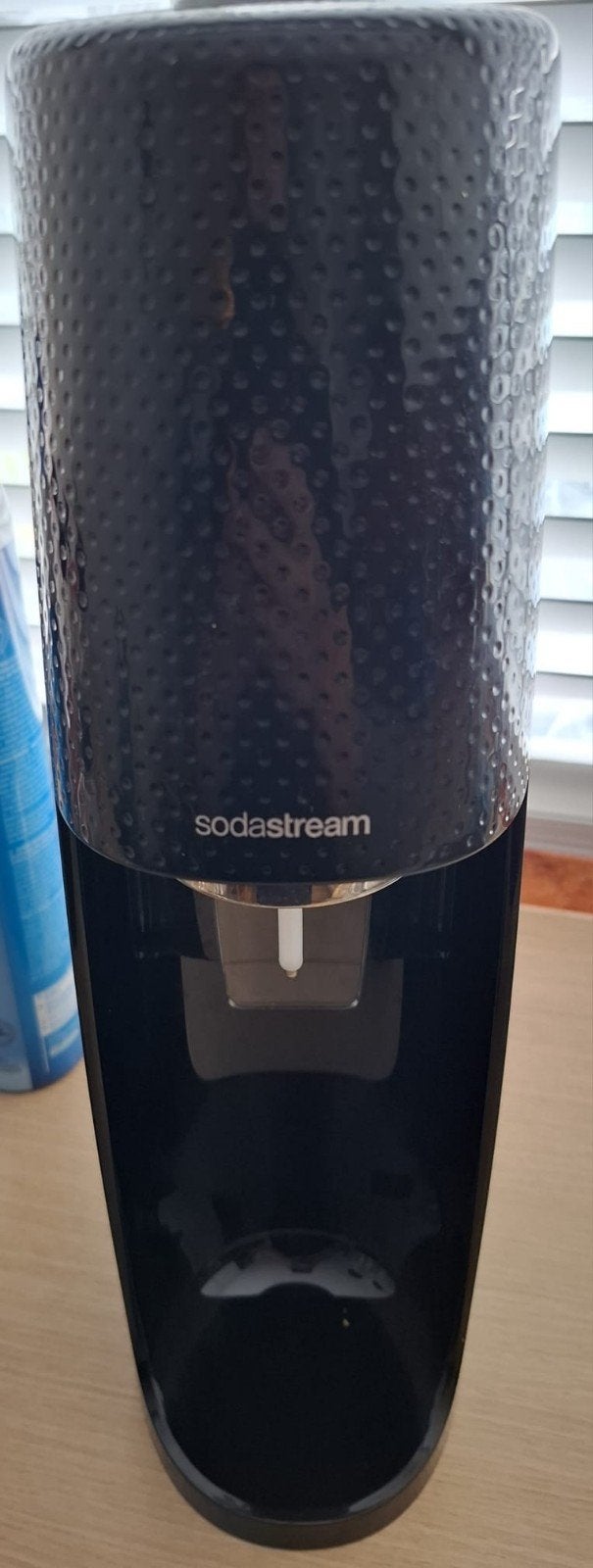 Sodastream met 3 CO2 cilinders en 9 flessen, Ophalen of Verzenden, Zo goed als nieuw