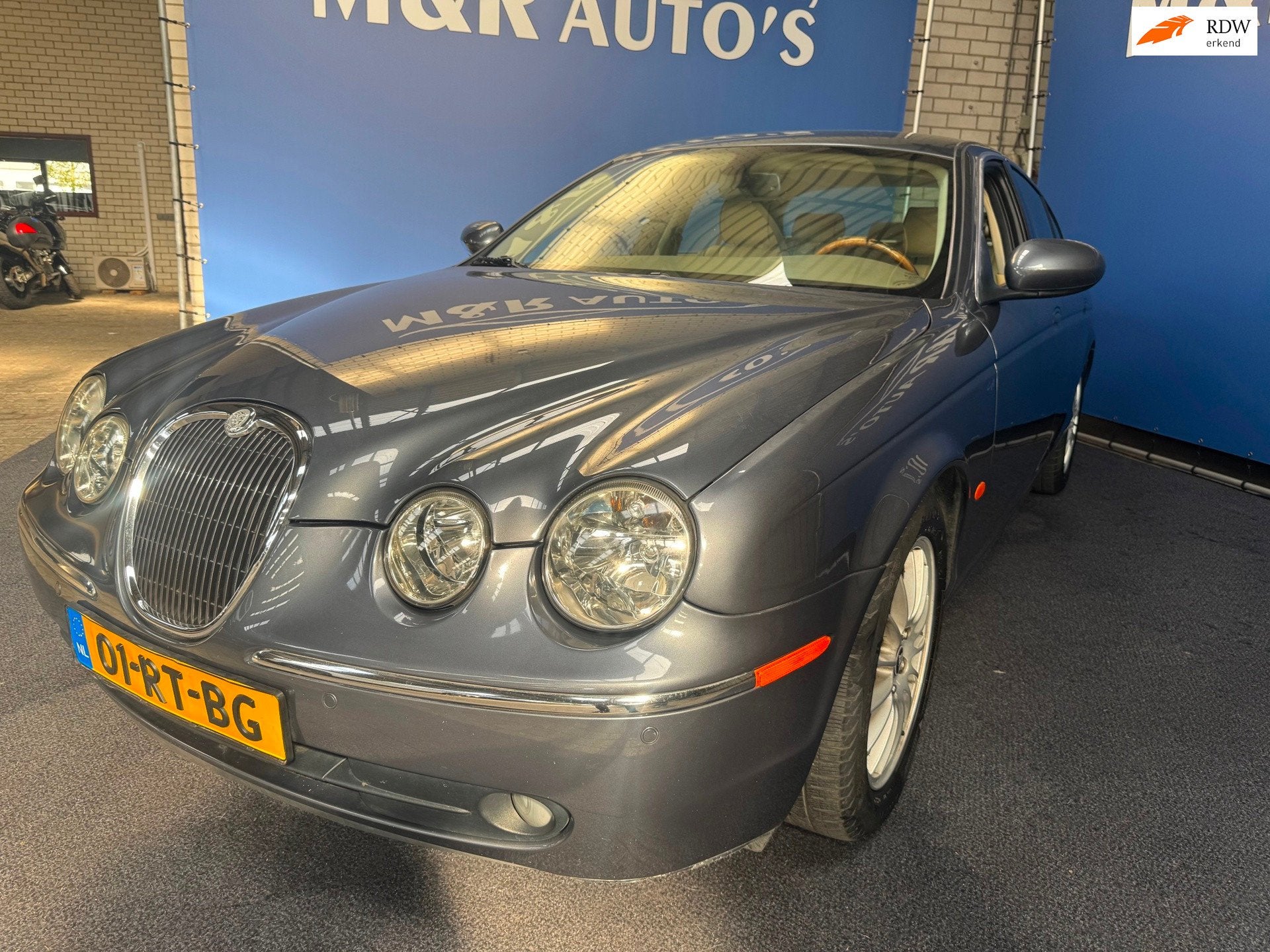 Jaguar S-type 3.0 V6 Executive Automaat met Nieuwe APK, Auto's, Automaat, 238 pk, Gebruikt, 1850 kg