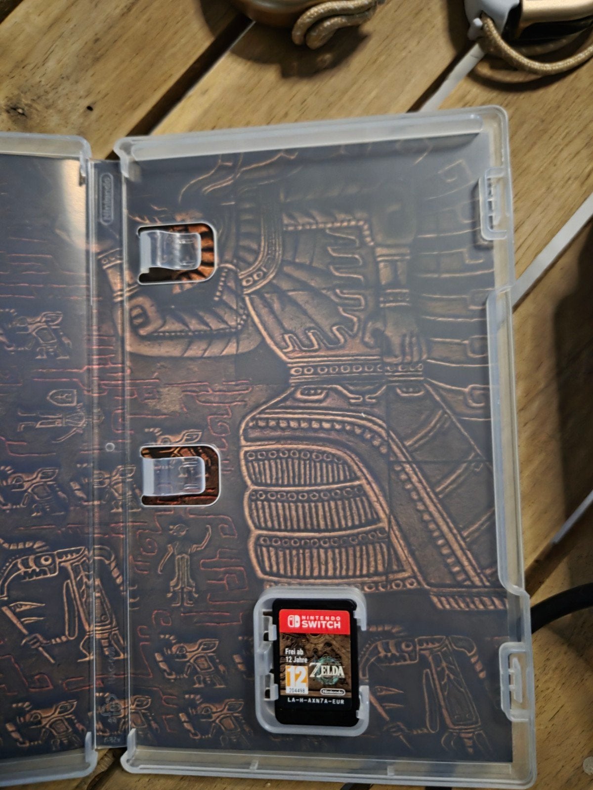 Foto 3 van Nintendo Switch OLED Zelda Tears of the Kingdom Editie