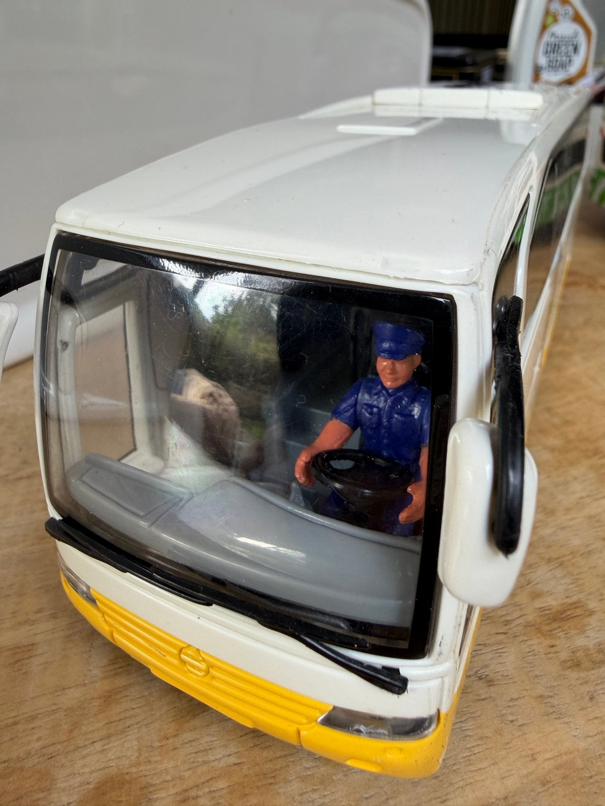 OAD Reizen Bus Speelgoedmodel - Wit/Geel, Ophalen of Verzenden, Gebruikt