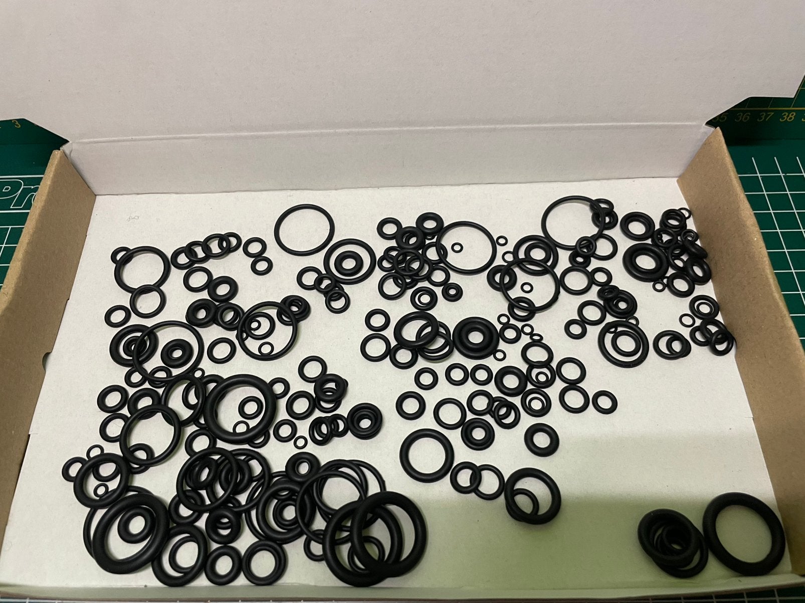 Assortiment o ringen, Overige materialen, Overige typen, Ophalen of Verzenden, Zo goed als nieuw
