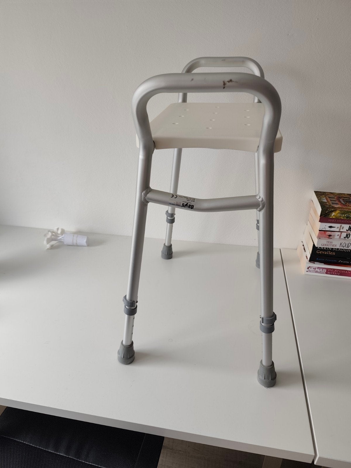 Zgan douchekruk in hoogte verstelbaar belastbaar tot 160kg, Ophalen, Zo goed als nieuw