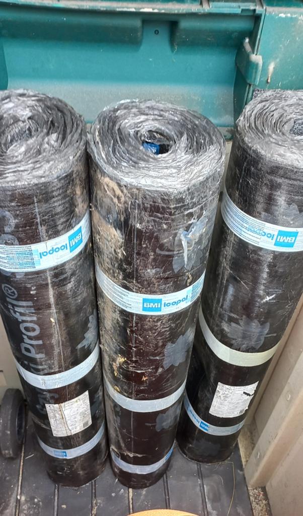 3 rollen BMI ICOPAL toplaag dakbedekking. (7,5M X 4MM  X 1M), Ophalen, Overige materialen, Zwart, Nieuw