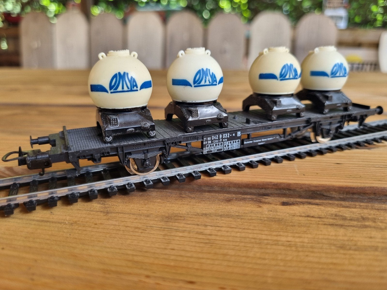 Lima H0 platte wagen met 4 OMYA bolcontainers, Ophalen of Verzenden, Gelijkstroom, Wagon, Lima