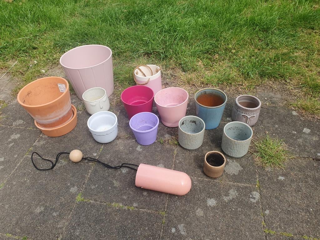 Verschillende bloempotten, Tuin en Terras, Ophalen, Gebruikt, Rond, Aardewerk