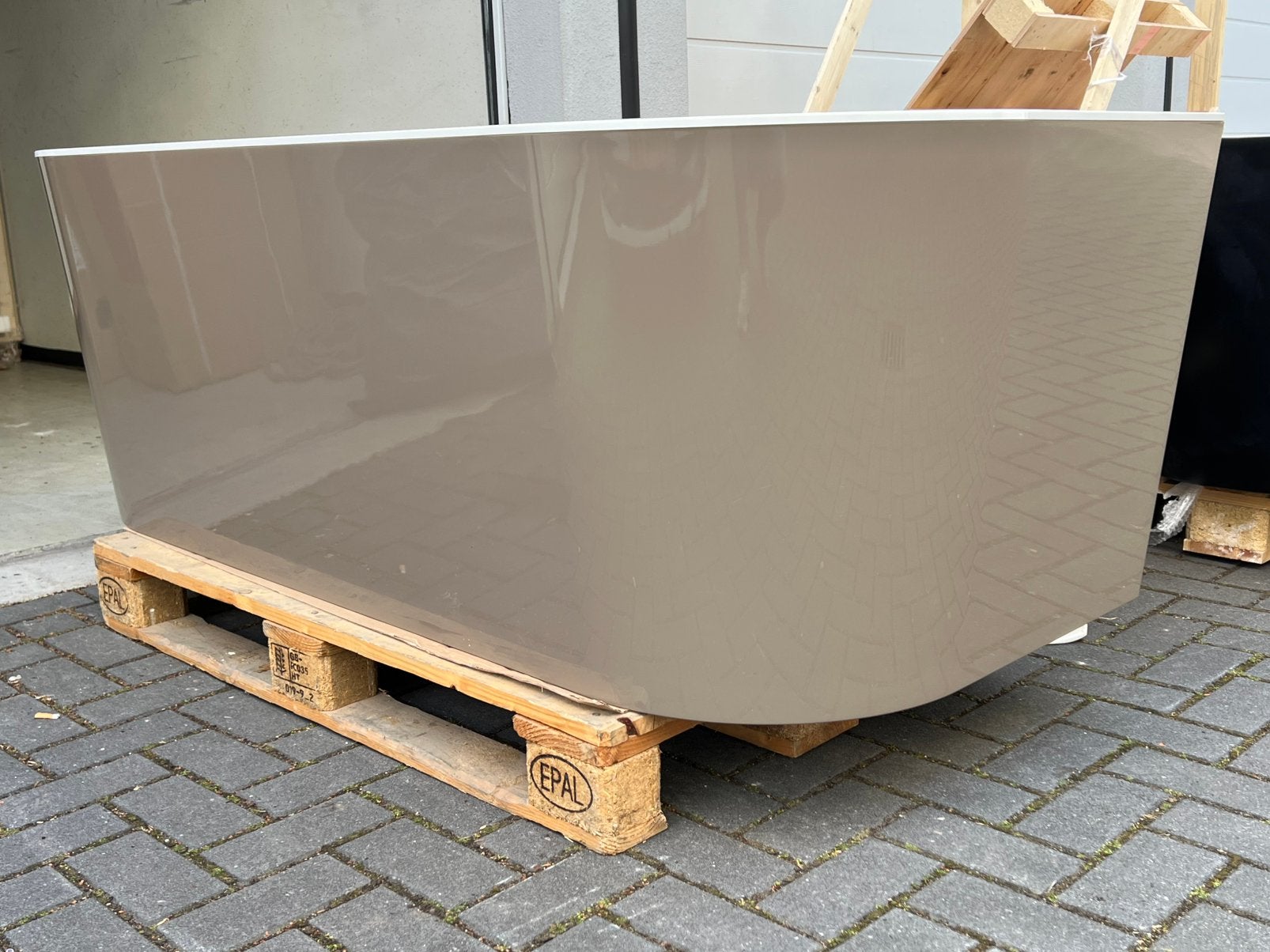 Villeroy&Boch Oberon 2.0 quaryl back to wall, Doe-het-zelf en Verbouw, Ophalen, Nieuw, Bad