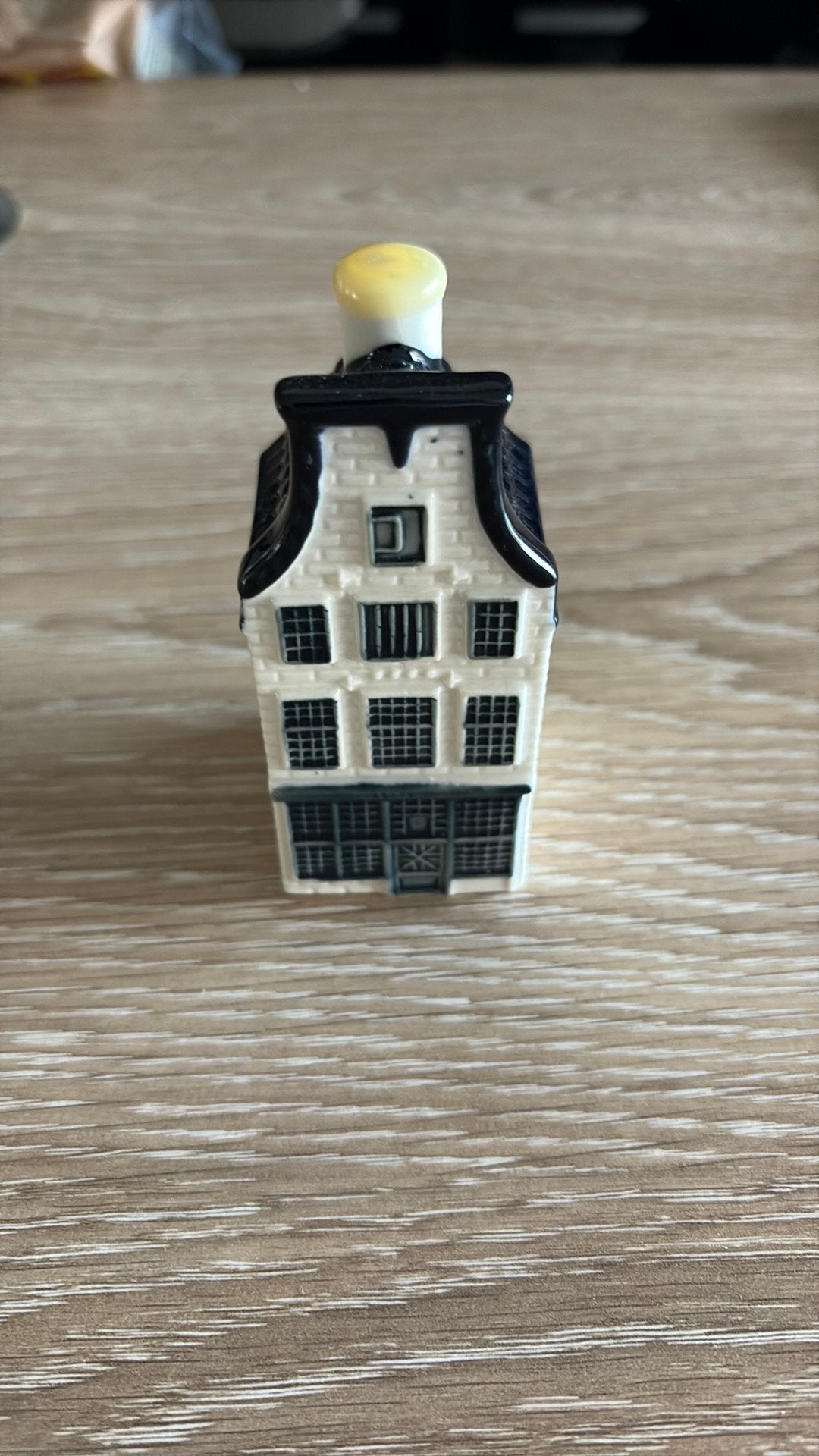 KLM huisje nummer 23, Verzamelen, Ophalen of Verzenden, Zo goed als nieuw, 21 t/m 40