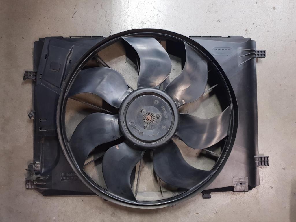 Koelvin Mercedes W212 E-Klasse W204 C-Klasse A2045000193, Gebruikt, Mercedes-Benz, Niet ingevuld, Niet ingevuld