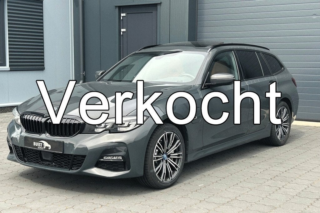 BMW 3 Serie Touring 330e xDrive 293pk M-Sport PANO M-STOELEN, 1998 cc, Huisgarantie, 4 cilinders, Vierwielaandrijving