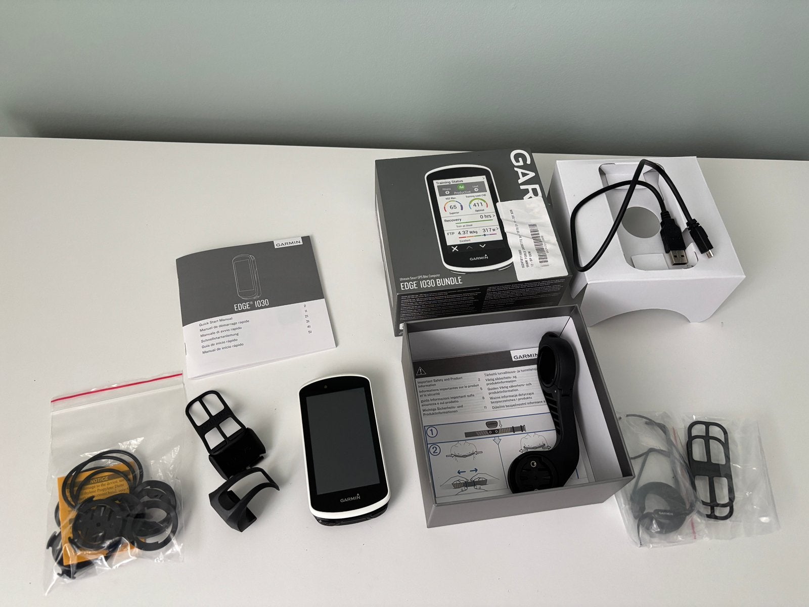 Garmin edge 1030 bundel, Fietsen en Brommers, Fietsaccessoires | Fietscomputers, Ophalen of Verzenden, Zo goed als nieuw