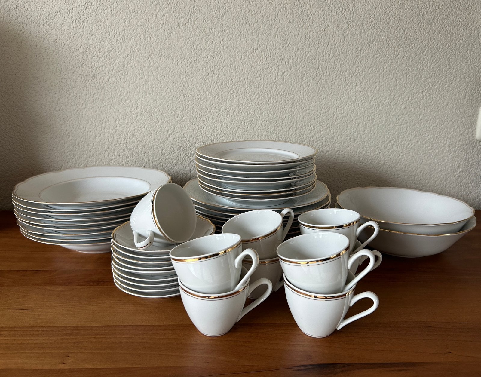 40 delig MZ Czechoslovakia servies + 2 schalen, Ophalen