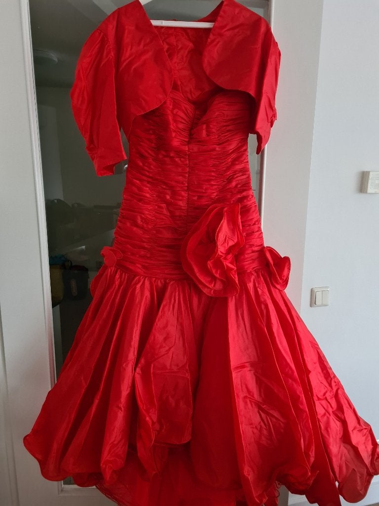 mooie gelegenheidsjurk-halter model met bolero een enkele, Maat 38/40 (M), Galajurk, Ophalen of Verzenden, Zo goed als nieuw