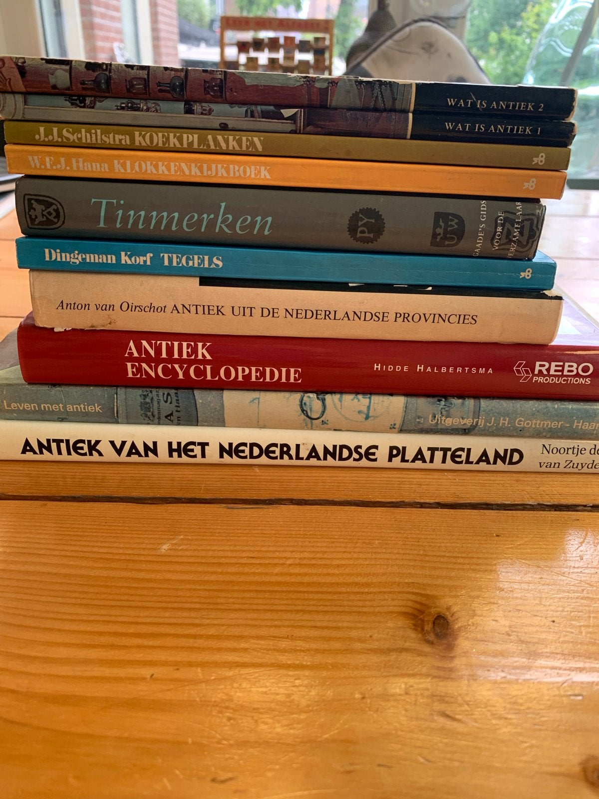 10 boeken mbt Antiek de meeste in zeer goede staat, Ophalen of Verzenden