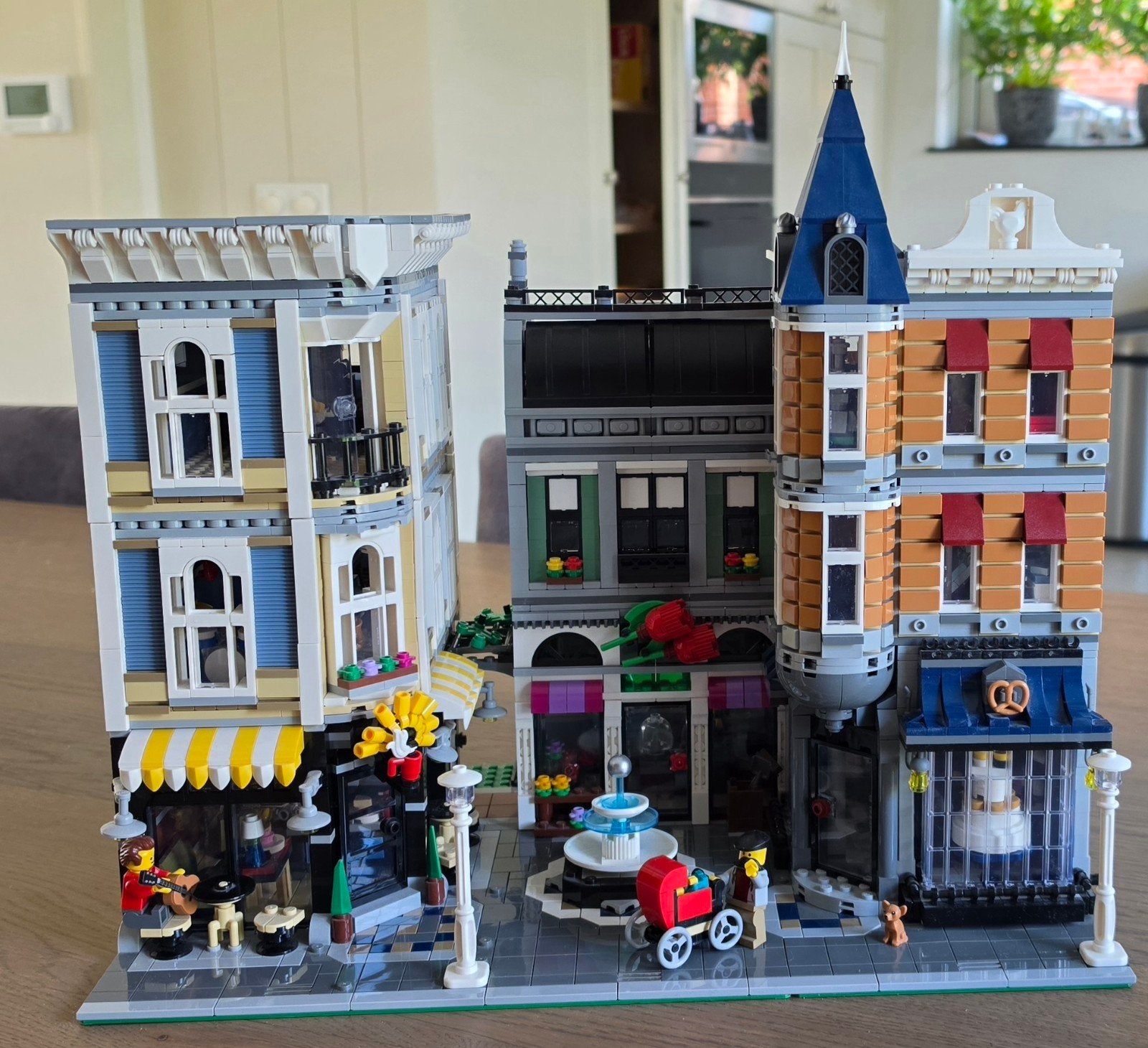 Lego Creator 10255 | Assembly Square | Als nieuw!, Lego, Ophalen of Verzenden, Zo goed als nieuw, Compleet
