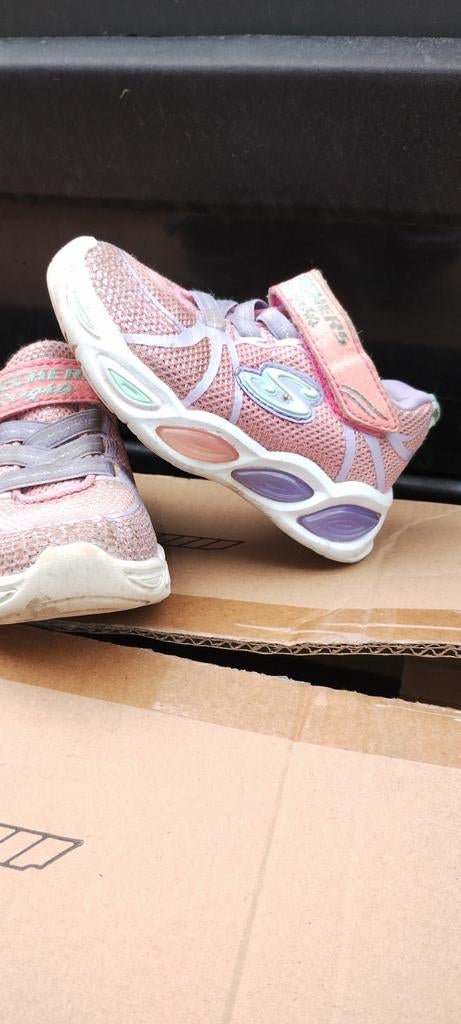 Skechers S-Lights Meisjes Sportschoenen Roze Maat 22, Kinderen en Baby's, Kinderkleding | Schoenen en Sokken, Gebruikt, Sportschoenen