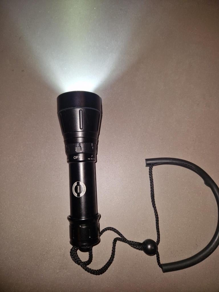 Duiklamp Oceama Spider T-3000, Watersport en Boten, Duiken, Zo goed als nieuw, Duiklamp, Ophalen of Verzenden