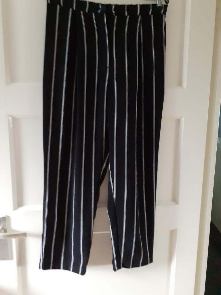 Zwart witte streep broek mt 42/44, Kleding | Dames, Broeken en Pantalons, Verzenden, Zwart, Maat 42/44 (L), Zo goed als nieuw