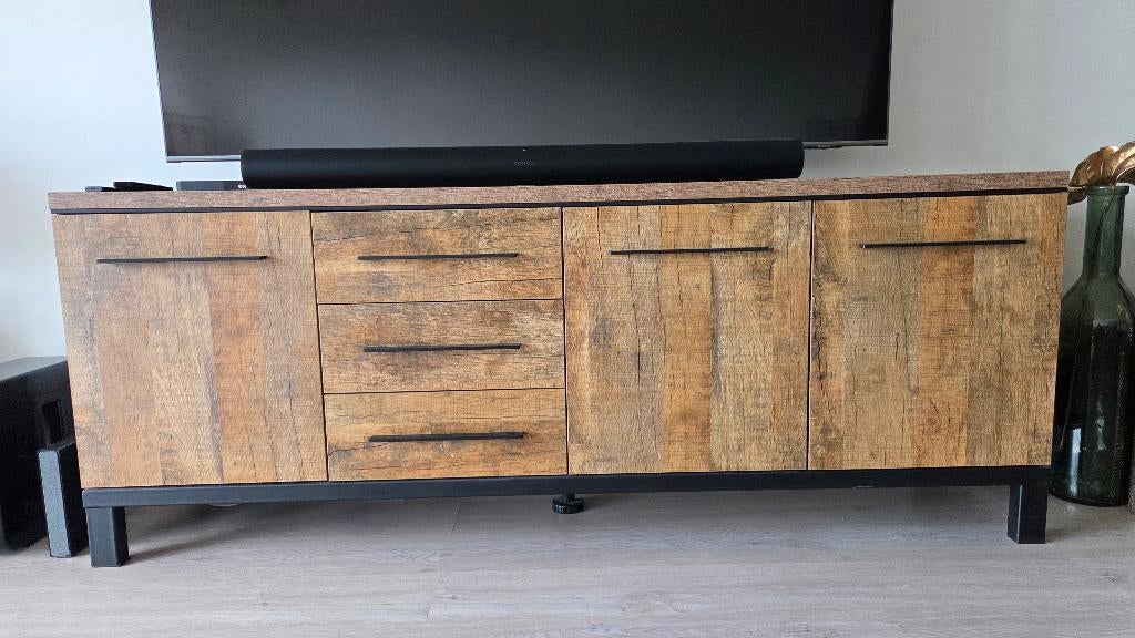 Pronto wonen: Atrio Dressoir, Ophalen, Zo goed als nieuw, 200 cm of meer, Industrieel
