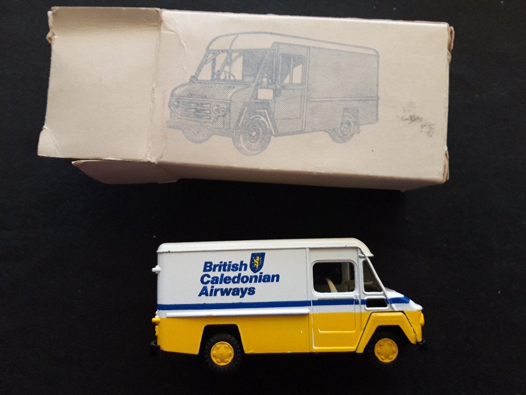 Commer bestelwagen British Caledonian - Lion Car 1:43, Ophalen of Verzenden, Zo goed als nieuw, Bus of Vrachtwagen, Overige merken