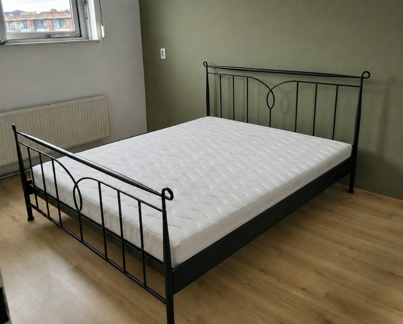 Mooi bed 160x200, Ophalen, Tweepersoons, Zo goed als nieuw, 160 cm