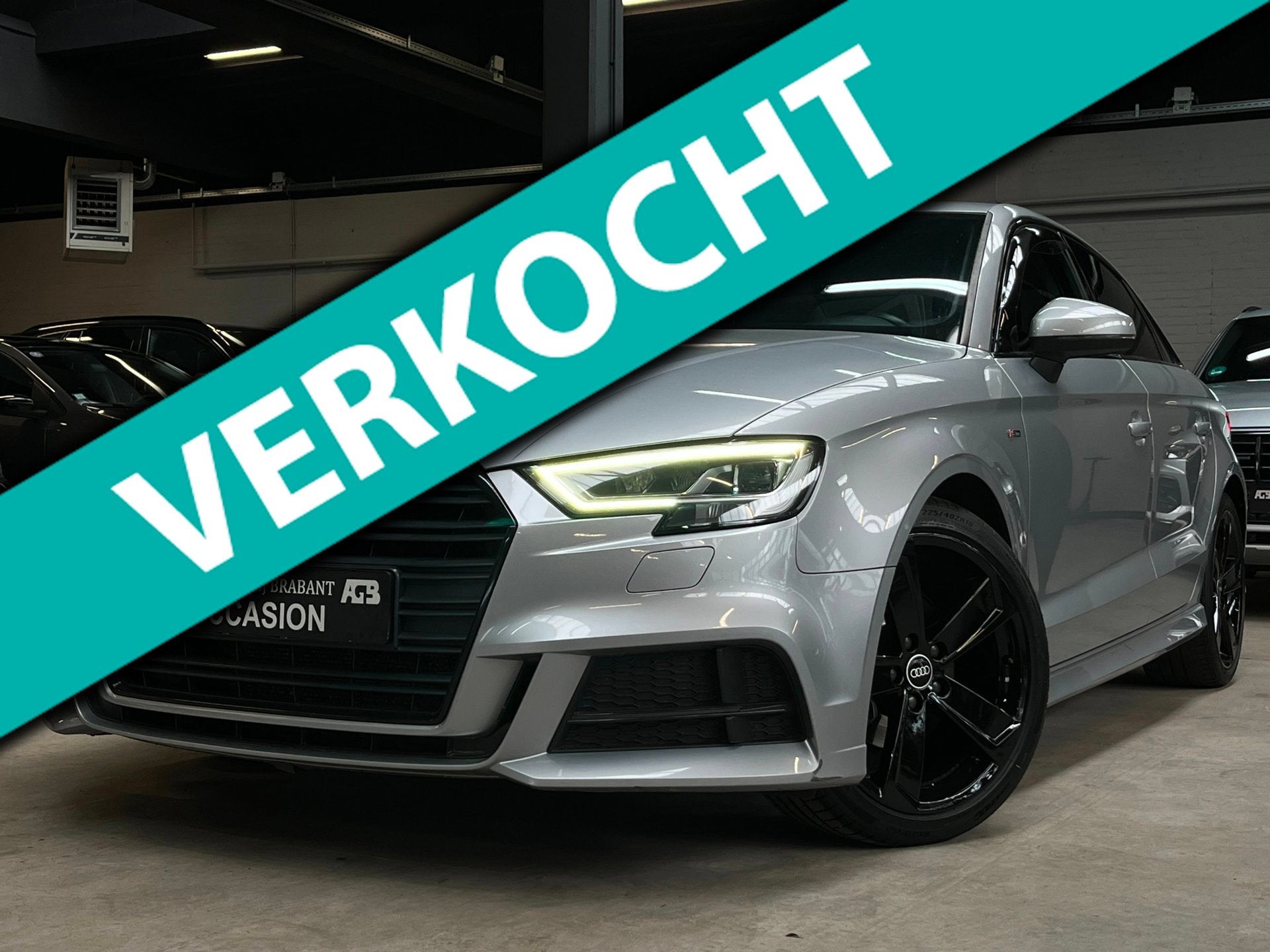 Audi A3 LIMOUSINE 35 TFSI CoD Sport S Line Edition Led/, Auto's, Stof, 150 pk, Bedrijf, Sedan