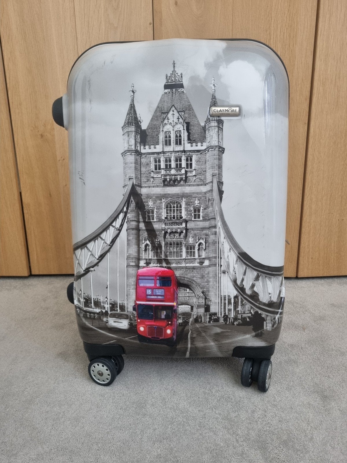 Reiskoffer met Londen print - Slechts 1x gebruikt, Hard kunststof, 45 tot 55 cm, Zo goed als nieuw, Ophalen