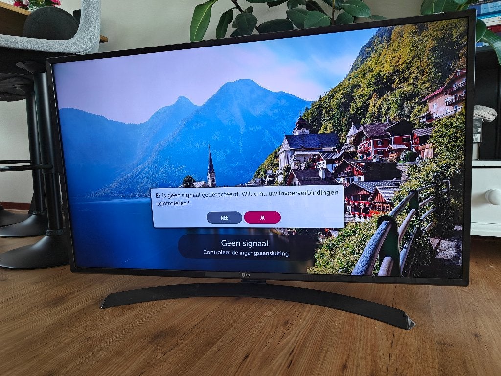 LG 43 inch 4K UHD smart tv met wifi, Ophalen, LED, 50 Hz, Zo goed als nieuw