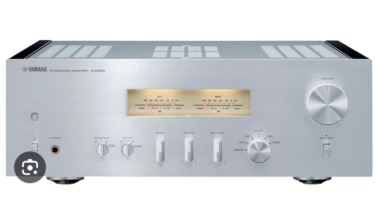 GEZOCHT; Yamaha A-s1200 of As2200 versterker, Yamaha, Ophalen of Verzenden, Zo goed als nieuw, 60 tot 120 watt