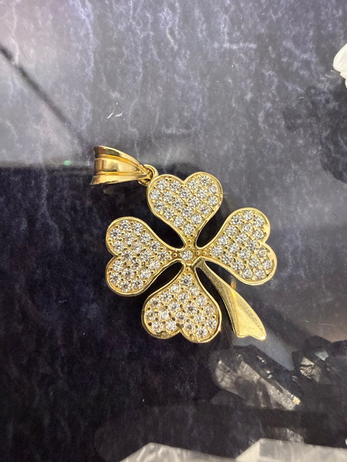 Prachtig 14 karaats gouden klaver hanger | ITALY, Ophalen of Verzenden, Nieuw, Goud