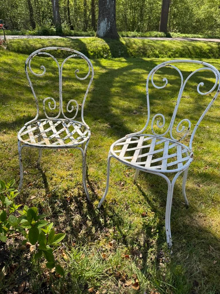 Franse gietijzeren stoelen, sierlijk, patina, oud-wit, Ophalen