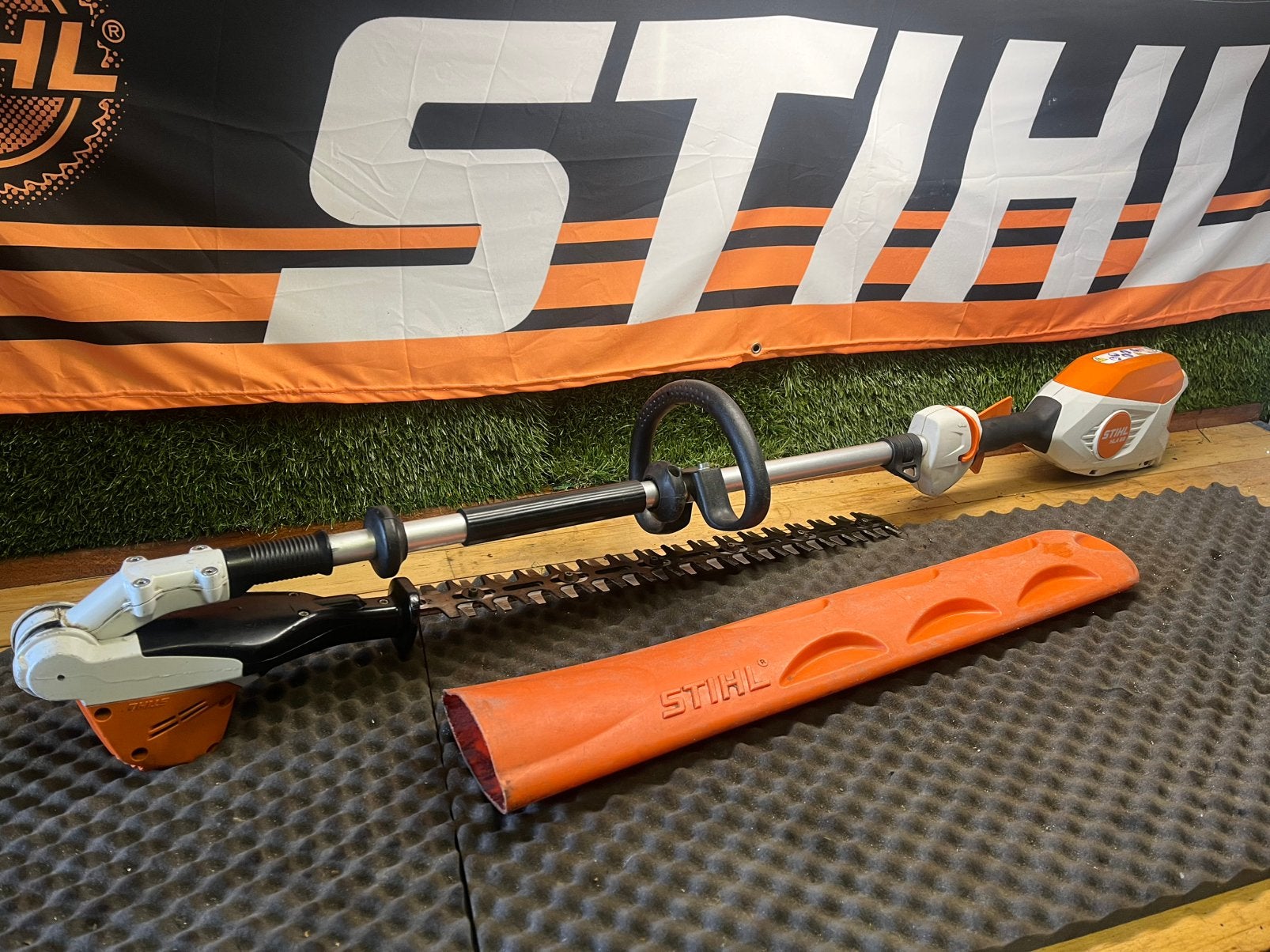 STIHL HLA 66 Heggenschaar Teleskoop 2022 Accu 50cm Meslengte, Ophalen of Verzenden, Zo goed als nieuw