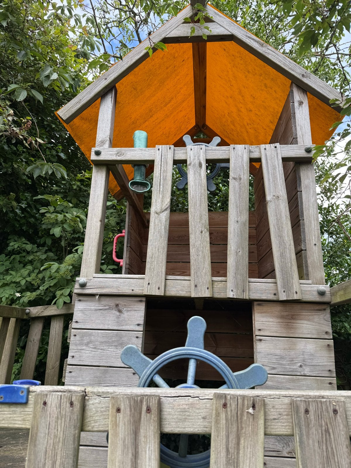 Wickey speelhuisje met schommel en klimwand, Ophalen, Gebruikt, Klimwand