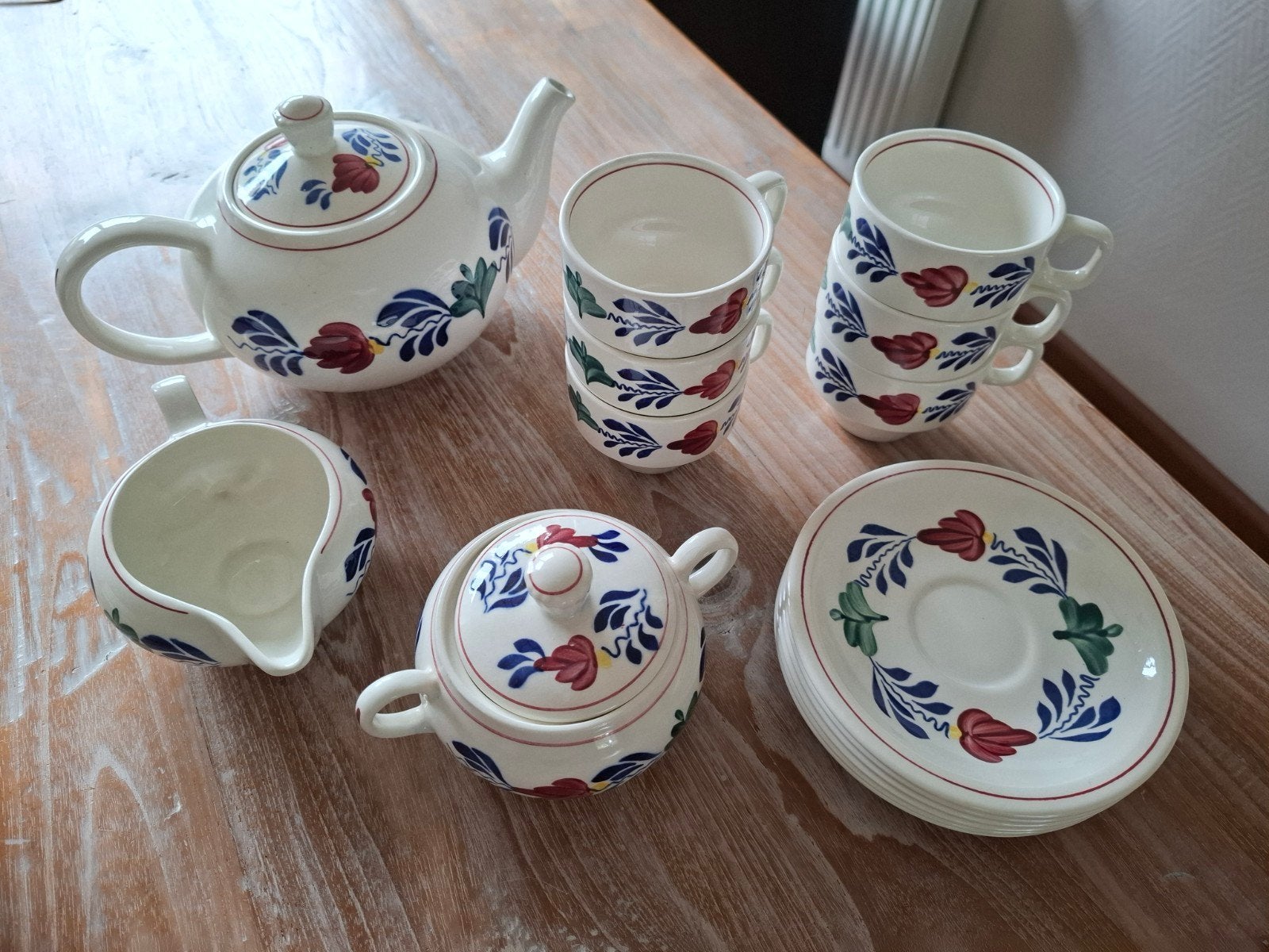 Prachtig Boerenbont servies - Royal Boch, Ophalen, Keramiek, Landelijk/Boerenbont, Zo goed als nieuw