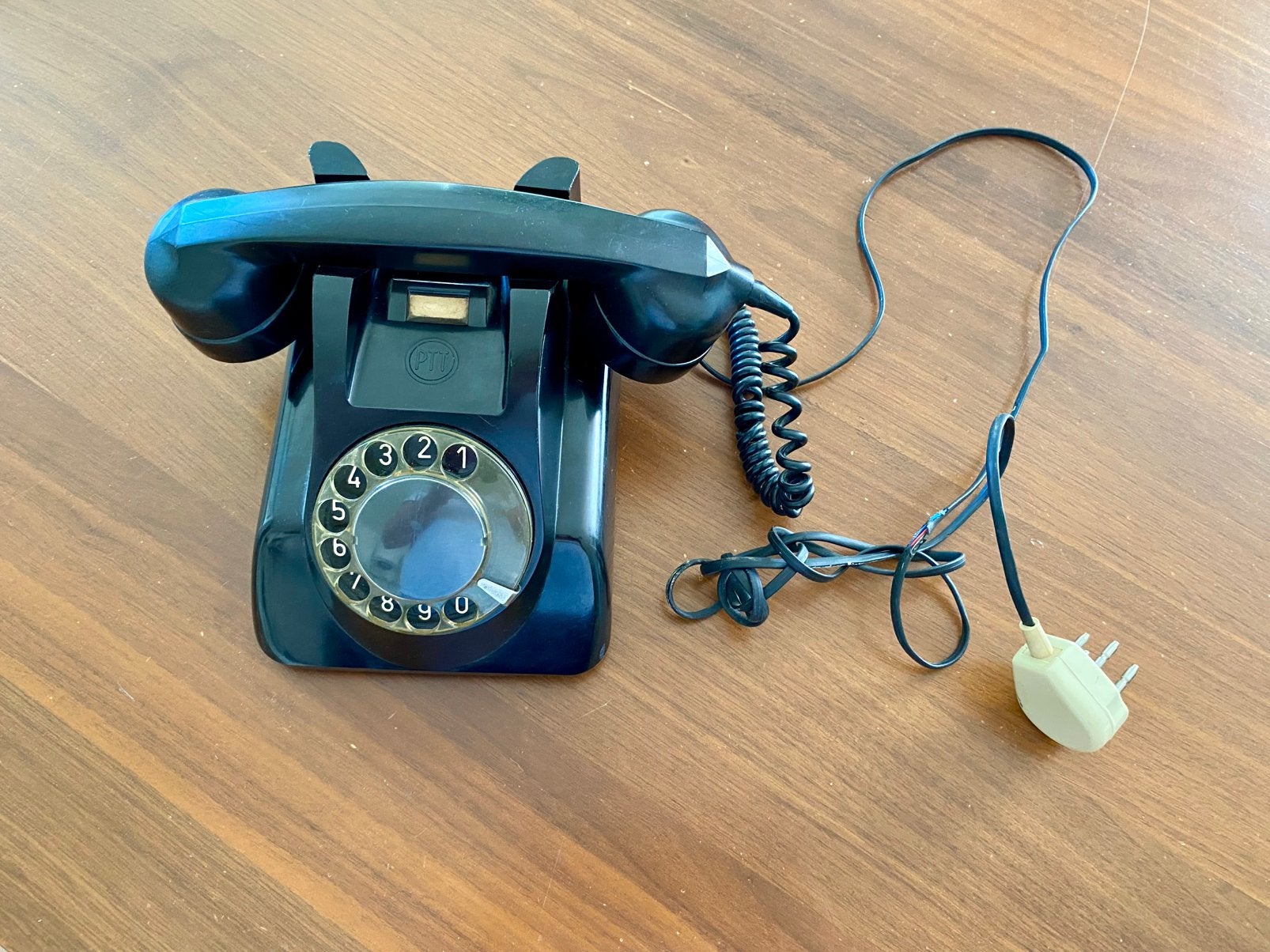 PTT telefoon (zwart) te koop, Telecommunicatie, Vaste telefoons | Niet Draadloos, Ophalen, Gebruikt, Bakeliet